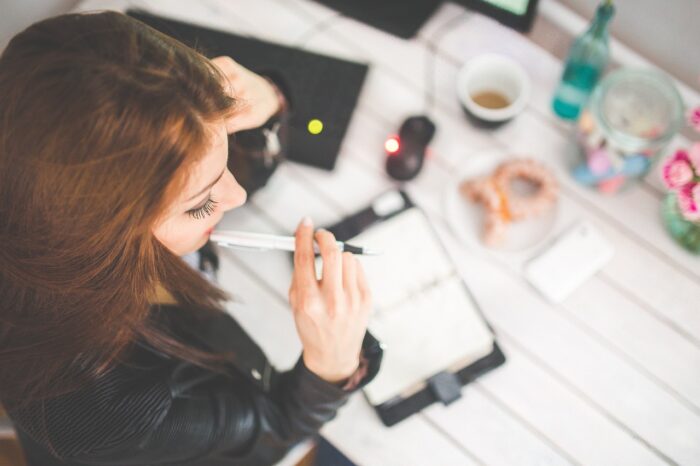 社会人は恋愛できないし難しい!?学生のうちに恋をしろと言われる理由