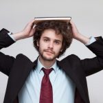 男性がいつまでも子供っぽいのはなぜ?女性の目に幼稚に見える理由