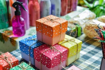 手作りプレゼントのおすすめ一覧｜100均・ハンズ・体験教室など予算別に紹介