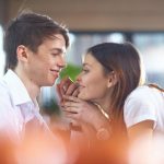 いい匂いの男性は遺伝子的に運命の人！？匂いに惹かれる女性心理