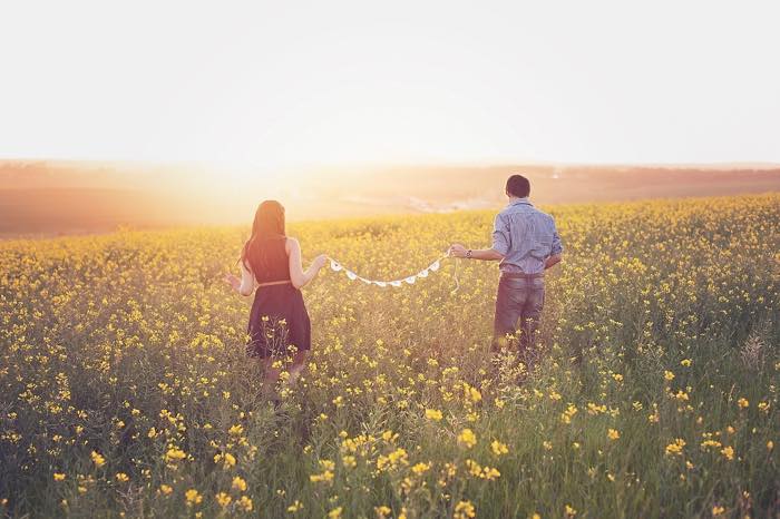 初めて彼氏ができたらどうすればいい？付き合い始めにすることと注意点