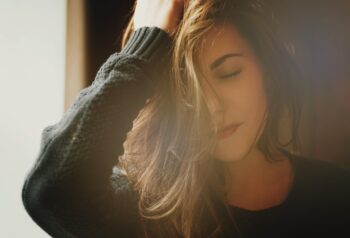 恋愛下手な人の特徴とは？頑張っているのに空回りしてしまう意外な原因